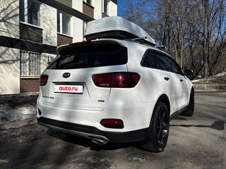 2018 Kia Sorento III Prime Рестайлинг, белый, 2800000 рублей, вид 3