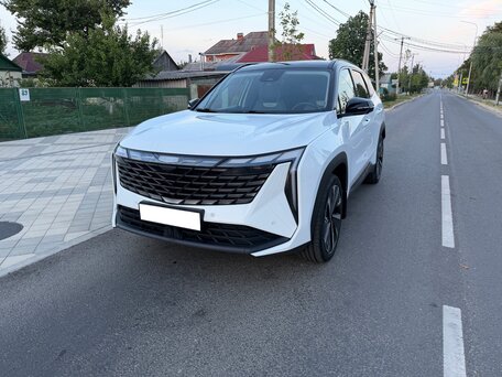 2024 Geely Atlas II, белый, 2290000 рублей, вид 3