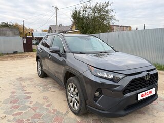 2019 Toyota RAV4 V (XA50), серый, 2800000 рублей, вид 3