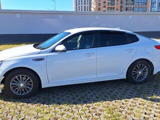 2018 Kia Optima IV, белый, 900000 рублей, вид 4