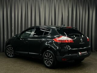 2012 Renault Megane III Рестайлинг, чёрный, 459888 рублей, вид 3