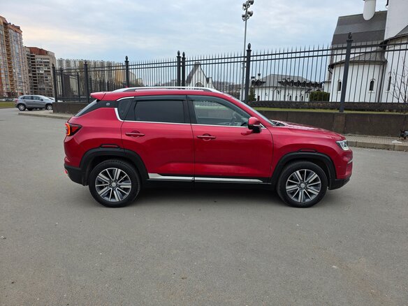 2021 Changan CS35 Plus I, красный, 999999 рублей - вид 4