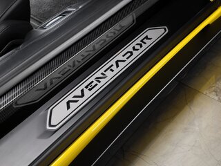2020 Lamborghini Aventador I Рестайлинг, жёлтый, 50247055 рублей, вид 5