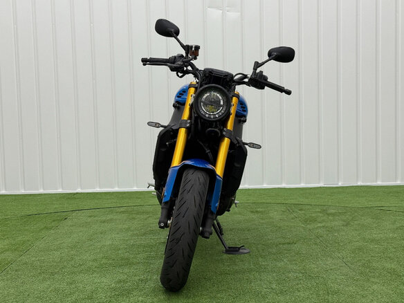 2024 Yamaha XSR900, синий, 1120000 рублей - вид 1