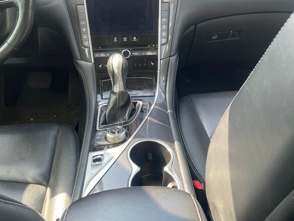2014 Infiniti Q50 I, чёрный, 1940000 рублей - вид 5