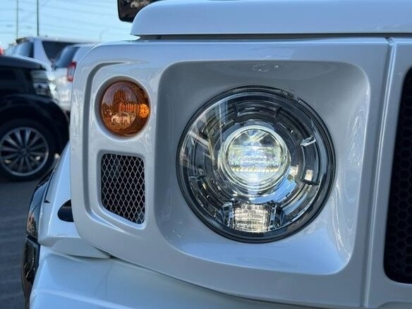 2022 Suzuki Jimny Sierra IV, белый, 1880000 рублей - вид 15