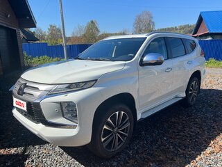 2022 Mitsubishi Montero Sport III Рестайлинг, белый, 4250000 рублей, вид 1