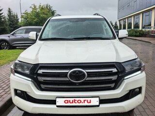 2014 Toyota Land Cruiser 200 Series Рестайлинг 1, белый, 4500000 рублей, вид 2