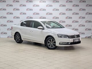 2012 Volkswagen Passat B7, белый, 899000 рублей, вид 3