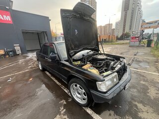 1985 Mercedes-Benz 190 (W201), чёрный, 320000 рублей, вид 4