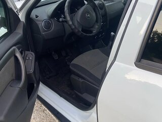 2017 Renault Duster I Рестайлинг, белый, 850000 рублей, вид 4