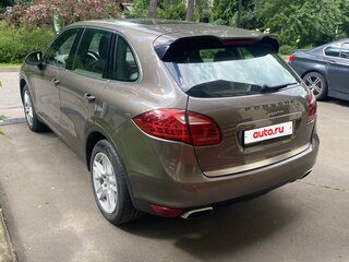 2011 Porsche Cayenne II (958), коричневый, 1900000 рублей, вид 2