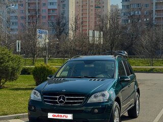 2006 Mercedes-Benz M-Класс 350 II (W164), зелёный, 1399000 рублей, вид 2