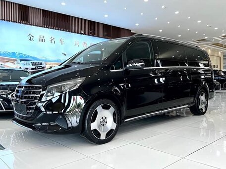 2024 Mercedes-Benz V-Класс Extra Long 300 экстра длинный III (W447) Рестайлинг 2, чёрный, 7770000 рублей, вид 2