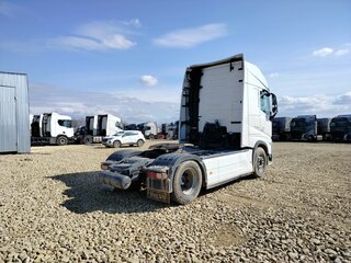 2023 Volvo FH, белый, 12502000 рублей, вид 3