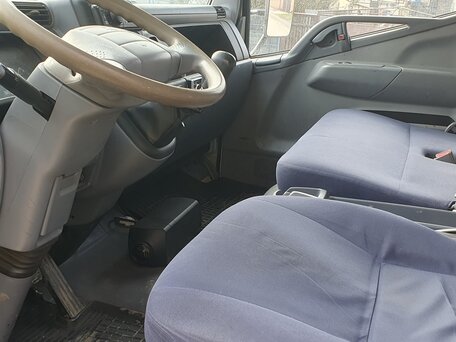 2013 Fuso (Mitsubishi) Canter, белый, 1500000 рублей, вид 2