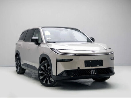 2026 Toyota bZ3X 50 kWh, бежевый, 2790000 рублей, вид 1