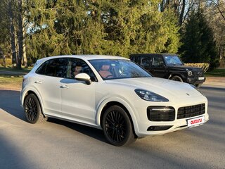 2019 Porsche Cayenne III, белый, 7890000 рублей, вид 1