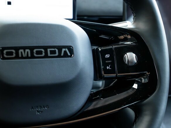 2026 Omoda C7, чёрный - вид 17