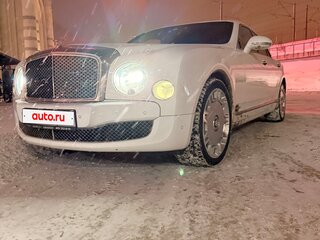 2012 Bentley Mulsanne II, белый, 7500000 рублей, вид 2