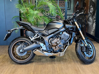 2025 Honda CB 650R, чёрный, 1450000 рублей, вид 2