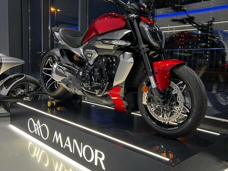 2026 Ducati XDiavel V4, красный, 3550000 рублей, вид 5