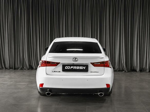 2013 Lexus IS 250 III, белый, 2099000 рублей - вид 3