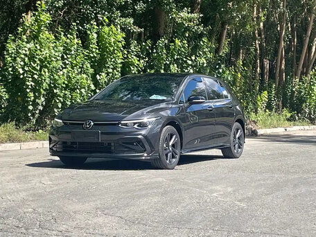 Volkswagen Golf VIII