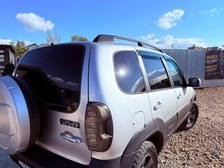 2018 Chevrolet Niva I Рестайлинг, серебристый, 680000 рублей, вид 5