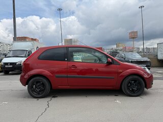 2007 Ford Fiesta Mk5, красный, 550000 рублей, вид 4