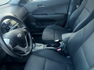 2011 Hyundai i30 I Рестайлинг, белый, 600000 рублей, вид 5