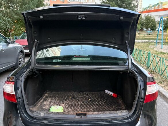 2012 Renault Fluence I, чёрный, 600000 рублей - вид 6