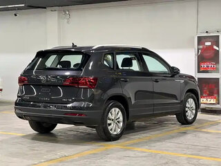 2021 Volkswagen Tharu I, серый, 1955000 рублей, вид 4