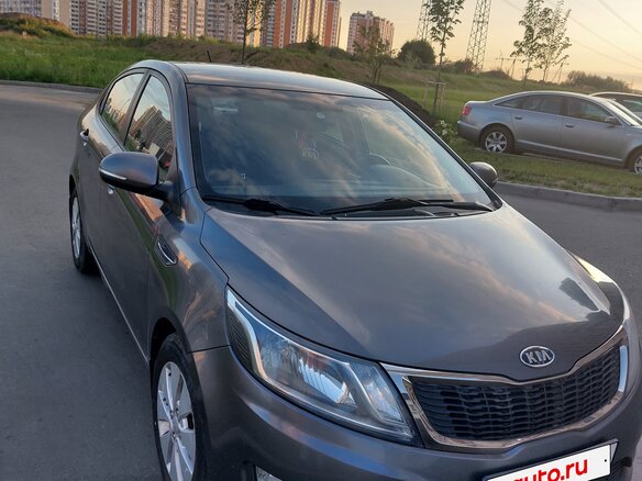 2012 Kia Rio 5-speed III, серый, 850000 рублей - вид 3