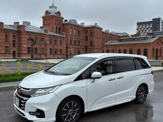 2018 Honda Odyssey V Рестайлинг, белый, 2650000 рублей, вид 3