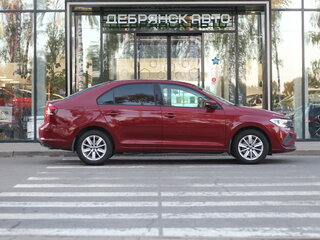 2021 Volkswagen Polo VI, красный, 1745000 рублей, вид 4