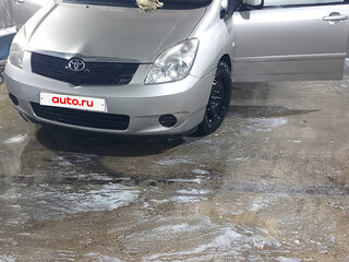 2002 Toyota Corolla Verso I, серый, 375000 рублей, вид 1