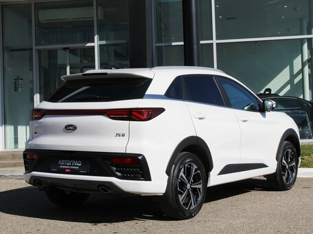 2023 JAC JS6, белый, 1890000 рублей, вид 4