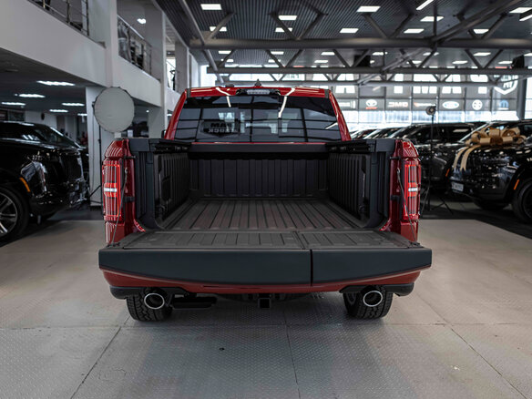 2026 Ram 1500 Crew Cab V Рестайлинг, красный, 10490000 рублей - вид 9