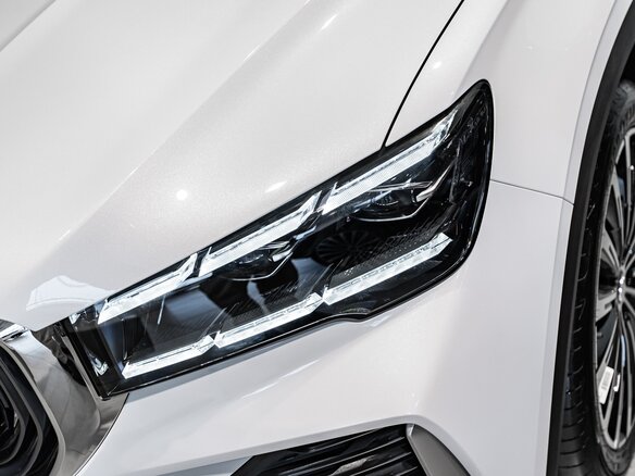 2026 Geely Monjaro I Рестайлинг, белый - вид 17