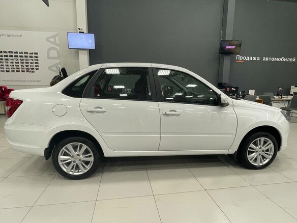 2026 Lada (ВАЗ) Granta I Рестайлинг, белый, 1188000 рублей - вид 13