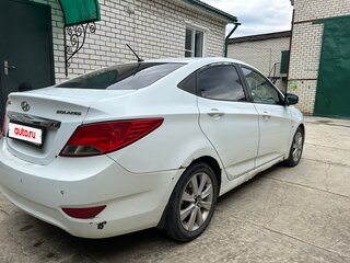 2013 Hyundai Solaris I, белый, 550000 рублей, вид 2