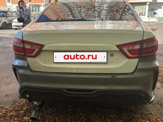 2015 Lada (ВАЗ) Vesta I, белый, 300000 рублей, вид 2
