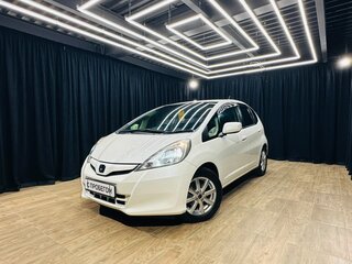 2013 Honda Fit II, белый, 959000 рублей, вид 1