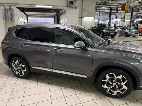2021 Hyundai Santa Fe IV Рестайлинг, серый, 3900000 рублей - вид 8