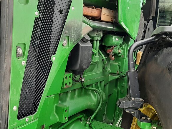 2010 John Deere 8000 Series, зелёный, 17500000 рублей - вид 2