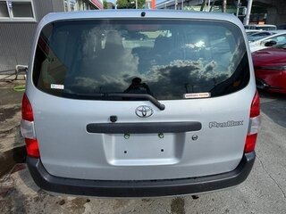 2023 Toyota Probox I Рестайлинг, серебристый, 1145000 рублей, вид 3