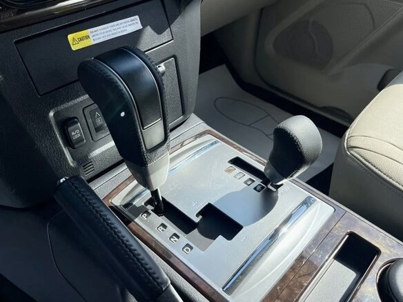 2019 Mitsubishi Pajero IV Рестайлинг 2, белый - вид 27