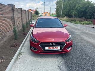 2019 Hyundai Solaris II, красный, 1450000 рублей, вид 2