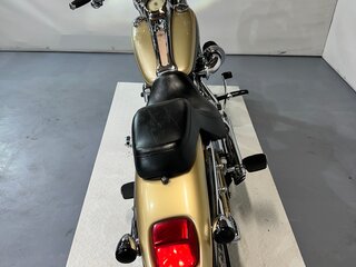 2003 Harley-Davidson Softail Deuce, золотистый, 810000 рублей, вид 4
